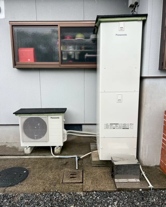 こんにちは
施工物件のご紹介です✨

✨工事内容

給湯器　エコキュート入替工事

商品Panasonic HE-J46LZS

こちらの物件に関しては、
給湯省エネ2025の補助金申請を行いました😌
給湯器補助金対象機器設置でこちらの補助金は、10万です✨😌

Select techでは、給湯省エネ補助金として
今年の4月に申請した分が、
国からの交付決定で何件も審査完了していってます😌✨

エコキュートへ新設をするか検討されてる方
エコキュートからエコキュートへの
入れ替えを検討している方、

こちらのInstagramからでも、お電話からでも
ホームページの問い合わせからでも大丈夫です💕
ご連絡頂ければ幸いです😊❣️❣️
すぐに、現場調査お伺い致します🙇✨

👩🏻‍💼外壁塗装をお考えの方、お家でのお困り事がある方、是非！株式会社Select techにご連絡下さい！📲

#宮崎県
#宮崎市
#宮崎
#宮崎塗装
#塗装宮崎
#宮崎塗装店 
#塗装 
#外壁塗装
#外壁塗装宮崎
#宮崎外壁塗装
#屋根
#屋根塗装
#屋根塗装宮崎
#宮崎屋根塗装
#宮崎リフォーム
#リフォーム宮崎
#リフォーム
#宮崎工務店
#宮崎市工務店
#宮崎工務店
#屋根葺き替え 
#宮崎オール電化 
#宮崎エコキュート
#給湯省エネ2025事業宮崎
#給湯省エネ2025事業