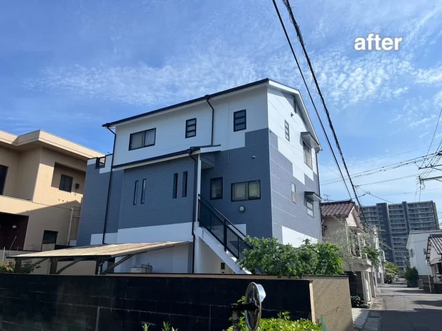 こんにちは😃
施工物件のご紹介です✨

✨工事内容✨
足場工事
洗浄工事
外壁塗装
屋根塗装
木部塗装
コーキング工事
階段鉄部塗装
他付帯部分塗装
一部樋の交換工事

外壁は、2色で塗装しております。

外壁 青系　75-50D
外壁　薄い青系　75-90B
屋根　クラウドグレー
ガルバ屋根　ディープグレー
鉄部　薄い青系　75-90B

階段鉄部には、錆止め、お屋根には、しっかり補修材を塗り、その上から塗装させて頂きました😌
ご依頼頂き、ありがとうございます‼️

#宮崎
#宮崎塗装
#塗装宮崎
#宮崎塗装店 
#塗装 
#外壁塗装
#外壁塗装宮崎
#宮崎外壁塗装
#宮崎塗装
#屋根
#屋根塗装
#屋根塗装宮崎
#宮崎屋根塗装
#宮崎リフォーム
#リフォーム宮崎
#リフォーム
#宮崎工務店
#宮崎市工務店
#宮崎工務店
#屋根葺き替え 
#宮崎オール電化 
#宮崎エコキュート
#宮崎トイレリフォーム
#宮崎キッチンリフォーム