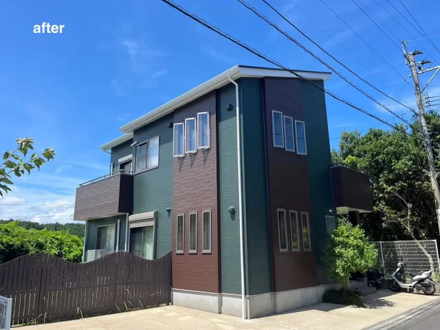 こんにちは😃
施工物件のご紹介です✨

✨工事内容✨
足場工事
洗浄工事
目地打替え工事 
外壁塗装
屋根塗装
他付帯部分塗装
シャッターBOX塗装

外壁は、2色です。

外壁　緑系　45-30B
外壁  茶系　15-30B
屋根　ココナッツ
シャッターBOX サッシ色

緑のお色と茶色の組み合わせがとても素敵です💓😌とてもおしゃれな仕上がりに✨🥺
ご依頼頂きありがとうございました🙇

#宮崎
#宮崎塗装
#塗装宮崎
#宮崎塗装店 
#塗装 
#外壁塗装
#外壁塗装宮崎
#宮崎外壁塗装
#宮崎塗装
#屋根
#屋根塗装
#屋根塗装宮崎
#宮崎屋根塗装
#宮崎リフォーム
#リフォーム宮崎
#リフォーム
#宮崎工務店
#宮崎市工務店
#宮崎工務店
#屋根葺き替え 
#宮崎オール電化 
#宮崎エコキュート
#宮崎トイレリフォーム
#宮崎キッチンリフォーム