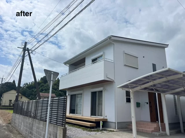 こんにちは😃
施工物件のご紹介です✨

✨工事内容✨
足場工事
洗浄工事
目地打替え工事 
外壁塗装
屋根塗装
他付帯部分塗装
シャッターBOX塗装

外壁は、1色です。

外壁　白系　N-90

屋根　ニューブラウン
シャッターBOX n-90
木部　現状色

白に統一してお色を決められました💓✨
ご依頼頂き、ありがとうこざいました😊

ご依頼頂きありがとうございました🙇

#宮崎
#宮崎塗装
#塗装宮崎
#宮崎塗装店 
#塗装 
#外壁塗装
#外壁塗装宮崎
#宮崎外壁塗装
#宮崎塗装
#屋根
#屋根塗装
#屋根塗装宮崎
#宮崎屋根塗装
#宮崎リフォーム
#リフォーム宮崎
#リフォーム
#宮崎工務店
#宮崎市工務店
#宮崎工務店
#屋根葺き替え 
#宮崎オール電化 
#宮崎エコキュート
#宮崎トイレリフォーム
#宮崎キッチンリフォーム