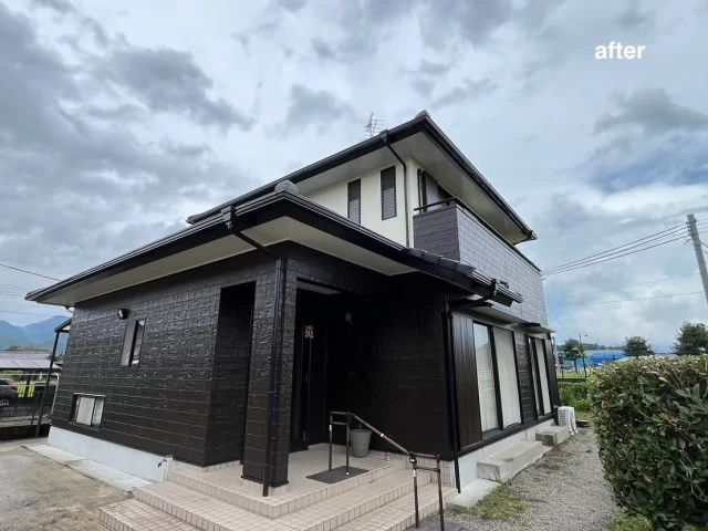 こんにちは😃
施工物件のご紹介です✨

✨工事内容✨
足場工事
洗浄工事
目地打替え工事 
外壁塗装
他付帯部分塗装
雨戸塗装
タキロン洗浄

外壁は、2色です。

外壁　茶系　15-20B
外壁　白系　25-90C

雨戸　茶系　15-20B

ご依頼頂きありがとうございました🙇

#宮崎
#宮崎塗装
#塗装宮崎
#宮崎塗装店 
#塗装 
#外壁塗装
#外壁塗装宮崎
#宮崎外壁塗装
#宮崎塗装
#屋根
#屋根塗装
#屋根塗装宮崎
#宮崎屋根塗装
#宮崎リフォーム
#リフォーム宮崎
#リフォーム
#宮崎工務店
#宮崎市工務店
#宮崎工務店
#屋根葺き替え 
#宮崎オール電化 
#宮崎エコキュート
#宮崎トイレリフォーム
#宮崎キッチンリフォーム