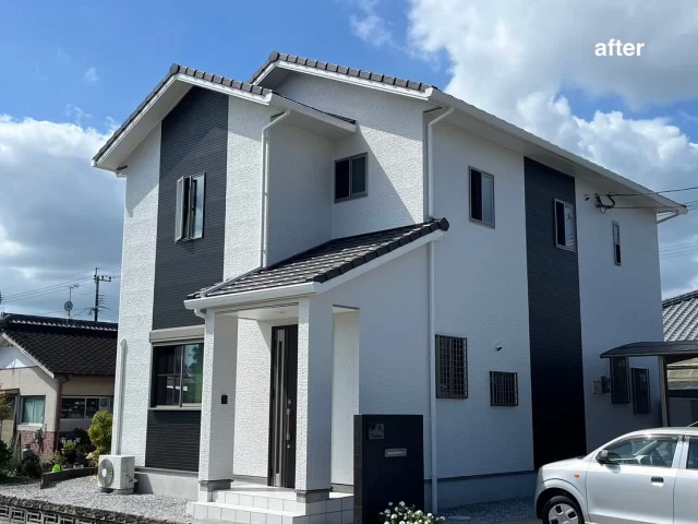 こんにちは😃
施工物件のご紹介です✨

✨工事内容✨
足場工事
洗浄工事
目地打替え工事 
外壁塗装
他付帯部分塗装
シャッターBOX塗装
外塀塗装
エコキュート取替工事
網戸取替工事
浴室乾燥機取替工事

外壁は、2色です。

外壁　白系グレー系22-85A
外壁  茶系　19-20B

シャッターBOX サッシ色
外塀　19-20B

ご依頼いただきまして、ありがとうございました🙇

#宮崎
#宮崎塗装
#塗装宮崎
#宮崎塗装店 
#塗装 
#外壁塗装
#外壁塗装宮崎
#宮崎外壁塗装
#宮崎塗装
#屋根
#屋根塗装
#屋根塗装宮崎
#宮崎屋根塗装
#宮崎リフォーム
#リフォーム宮崎
#リフォーム
#宮崎工務店
#宮崎市工務店
#宮崎工務店
#屋根葺き替え 
#宮崎オール電化 
#宮崎エコキュート
#宮崎トイレリフォーム
#宮崎キッチンリフォーム