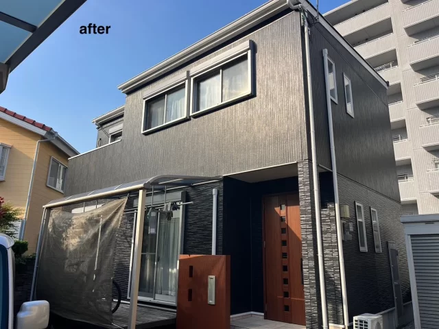 こんにちは😃
施工物件のご紹介です✨

✨工事内容✨
足場工事
洗浄工事
目地工事 
外壁屋根塗装
他付帯部分塗装
外塀塗装

外壁は、1色で塗装。
艶を少し抑えた半艶塗装

外壁　全体　黒系　N-15半艶
屋根　ディープグレー
外塀　茶系　12-30H

工事ご依頼いただきましてありがとうございました🙇

#宮崎
#宮崎塗装
#塗装宮崎
#宮崎塗装店 
#塗装 
#外壁塗装
#外壁塗装宮崎
#宮崎外壁塗装
#宮崎塗装
#屋根
#屋根塗装
#屋根塗装宮崎
#宮崎屋根塗装
#宮崎リフォーム
#リフォーム宮崎
#リフォーム
#宮崎工務店
#宮崎市工務店
#宮崎工務店
#屋根葺き替え 
#宮崎オール電化 
#宮崎エコキュート