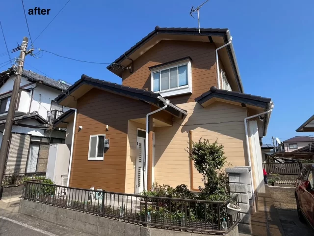 こんにちは😃
施工物件のご紹介です✨

✨工事内容✨
足場工事
洗浄工事
目地工事 
外壁屋根塗装
他付帯部分塗装

外壁は、2色で塗装

外壁　2階面/玄関まわり面　茶系　17-40H
外壁　1階面/玄関面　ベージュ系　19-70F
屋根　ココナッツ

工事ご依頼いただきましてありがとうございました🙇

#宮崎
#宮崎塗装
#塗装宮崎
#宮崎塗装店 
#塗装 
#外壁塗装
#外壁塗装宮崎
#宮崎外壁塗装
#宮崎塗装
#屋根
#屋根塗装
#屋根塗装宮崎
#宮崎屋根塗装
#宮崎リフォーム
#リフォーム宮崎
#リフォーム
#宮崎工務店
#宮崎市工務店
#宮崎工務店
#屋根葺き替え 
#宮崎オール電化 
#宮崎エコキュート