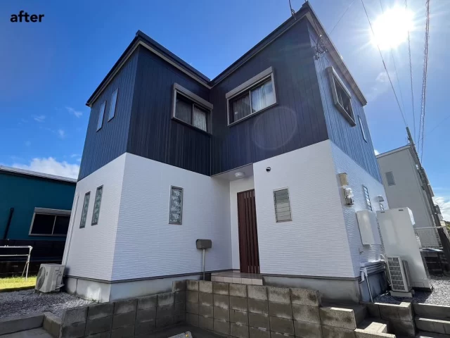 こんにちは😃
施工物件のご紹介です✨

✨工事内容✨
足場工事
洗浄工事
目地工事 
外壁屋根塗装
他付帯部分塗装

外壁は、2色で塗装。
艶を少し抑えた半艶塗装

外壁　2F グレー系　N-25半艶
外壁　1F グレー系　N-82半艶
屋根　ディープグレー

工事ご依頼いただきましてありがとうございました🙇

#宮崎
#宮崎塗装
#塗装宮崎
#宮崎塗装店 
#塗装 
#外壁塗装
#外壁塗装宮崎
#宮崎外壁塗装
#宮崎塗装
#屋根
#屋根塗装
#屋根塗装宮崎
#宮崎屋根塗装
#宮崎リフォーム
#リフォーム宮崎
#リフォーム
#宮崎工務店
#宮崎市工務店
#宮崎工務店
#屋根葺き替え 
#宮崎オール電化 
#宮崎エコキュート