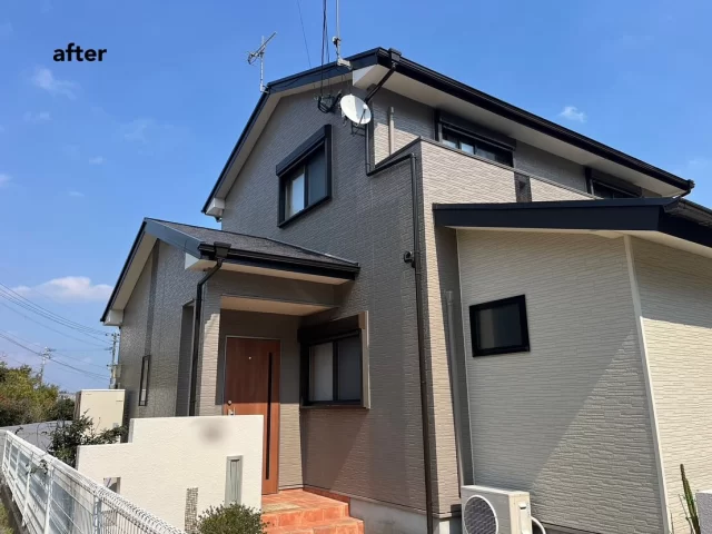 こんにちは😃
施工物件のご紹介です✨

✨工事内容✨
足場工事
洗浄工事
目地打替工事 
外壁屋根塗装
他付帯部分塗装
外塀塗装
家前方の増築部分は塗装なし

外壁は、2色で塗装

外壁　全体　茶系　19-50B
外壁　ライン　茶系　19-20B
外塀　ベージュ系　19-85B
屋根　ココナッツ

工事ご依頼いただきましてありがとうございました🙇

#宮崎
#宮崎塗装
#塗装宮崎
#宮崎塗装店 
#塗装 
#外壁塗装
#外壁塗装宮崎
#宮崎外壁塗装
#宮崎塗装
#屋根
#屋根塗装
#屋根塗装宮崎
#宮崎屋根塗装
#宮崎リフォーム
#リフォーム宮崎
#リフォーム
#宮崎工務店
#宮崎市工務店
#宮崎工務店
#屋根葺き替え 
#宮崎オール電化 
#宮崎エコキュート