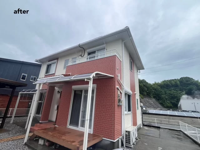 こんにちは😃
施工物件のご紹介です✨

✨工事内容✨
足場工事
洗浄工事
目地打替工事 
外壁塗装
他付帯部分塗装
ハトよけ工事

外壁は、3色で塗装
一部目地分け工法で塗装

外壁　全体　ベージュ系　22-90C
外壁　目地部分　ベージュ系　19-60B
外壁　タイル部分　赤系　09-50L

工事ご依頼いただきましてありがとうございました🙇

#宮崎
#宮崎塗装
#塗装宮崎
#宮崎塗装店 
#塗装 
#外壁塗装
#外壁塗装宮崎
#宮崎外壁塗装
#宮崎塗装
#屋根
#屋根塗装
#屋根塗装宮崎
#宮崎屋根塗装
#宮崎リフォーム
#リフォーム宮崎
#リフォーム
#宮崎工務店
#宮崎市工務店
#宮崎工務店
#屋根葺き替え 
#宮崎オール電化 
#宮崎エコキュート