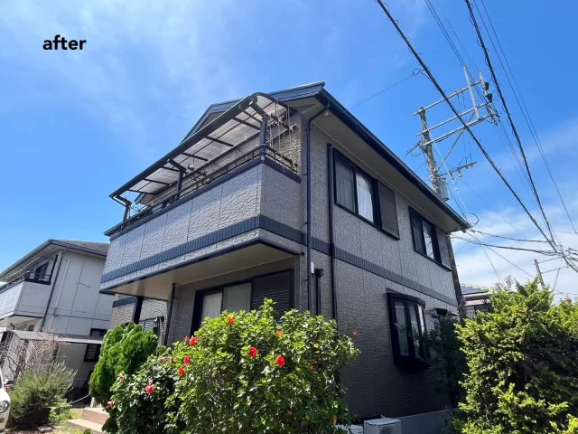 こんにちは😃
施工物件のご紹介です✨

✨工事内容✨
足場工事
洗浄工事
目地補修工事 
外壁屋根塗装
他付帯部分塗装

外壁は、2色で塗装

外壁  全体　茶系　22-40B
外壁　帯部分　黒系　N-15
屋根　ココナッツ

工事ご依頼いただきましてありがとうございました🙇

#宮崎
#宮崎塗装
#塗装宮崎
#宮崎塗装店 
#塗装 
#外壁塗装
#外壁塗装宮崎
#宮崎外壁塗装
#宮崎塗装
#屋根
#屋根塗装
#屋根塗装宮崎
#宮崎屋根塗装
#宮崎リフォーム
#リフォーム宮崎
#リフォーム
#宮崎工務店
#宮崎市工務店
#宮崎工務店
#屋根葺き替え 
#宮崎オール電化 
#宮崎エコキュート