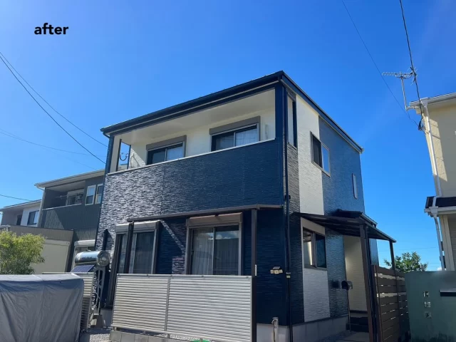 こんにちは😃
施工物件のご紹介です✨

✨工事内容✨
足場工事
洗浄工事
目地打替工事 
外壁塗装
他付帯部分塗装

外壁は、2色で塗装

外壁  全体　青系　75-20D
外壁　ベランダ内/ライン/玄関まわり　ベージュ系　25-92B

工事ご依頼いただきましてありがとうございました🙇

#宮崎
#宮崎塗装
#塗装宮崎
#宮崎塗装店 
#塗装 
#外壁塗装
#外壁塗装宮崎
#宮崎外壁塗装
#宮崎塗装
#屋根
#屋根塗装
#屋根塗装宮崎
#宮崎屋根塗装
#宮崎リフォーム
#リフォーム宮崎
#リフォーム
#宮崎工務店
#宮崎市工務店
#宮崎工務店
#屋根葺き替え 
#宮崎オール電化 
#宮崎エコキュート
