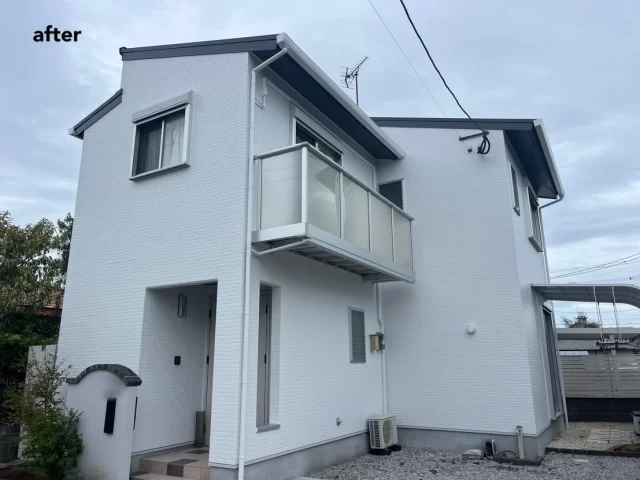 こんにちは😃
施工物件のご紹介です✨

✨工事内容✨
足場工事
洗浄工事
目地打替工事 
外壁屋根塗装
他付帯部分塗装
外塀塗装

外壁は、1色で塗装
艶を少し抑えた半艶塗装

外壁  全体　白系　75-90A半艶
屋根　マウスグレー
外塀　グレー系　N-77

工事ご依頼いただきましてありがとうございました🙇

#宮崎
#宮崎塗装
#塗装宮崎
#宮崎塗装店 
#塗装 
外壁塗装
外壁塗装宮崎
宮崎外壁塗装
宮崎塗装
屋根
屋根塗装
屋根塗装宮崎
宮崎屋根塗装
宮崎リフォーム
リフォーム宮崎
リフォーム
宮崎工務店
宮崎市工務店
宮崎工務店
屋根葺き替え 
宮崎オール電化 
宮崎エコキュート