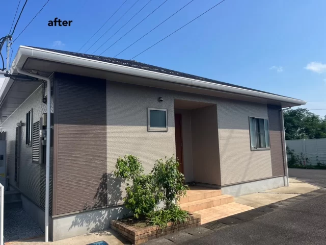 こんにちは😃
施工物件のご紹介です✨

✨工事内容✨
足場工事
洗浄工事
目地打替工事 
外壁屋根塗装
他付帯部分塗装

外壁は、2色で塗装

外壁  全体　ベージュ系　19-65B
外壁　角部分　茶系　15-40B
屋根　ココナッツ

工事ご依頼いただきましてありがとうございました🙇

#宮崎
#宮崎塗装
#塗装宮崎
#宮崎塗装店 
#塗装 
外壁塗装
外壁塗装宮崎
宮崎外壁塗装
宮崎塗装
屋根
屋根塗装
屋根塗装宮崎
宮崎屋根塗装
宮崎リフォーム
リフォーム宮崎
リフォーム
宮崎工務店
宮崎市工務店
宮崎工務店
屋根葺き替え 
宮崎オール電化 
宮崎エコキュート